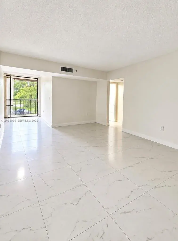 8760 SW 133rd Ave Rd # 302, Miami FL 33183