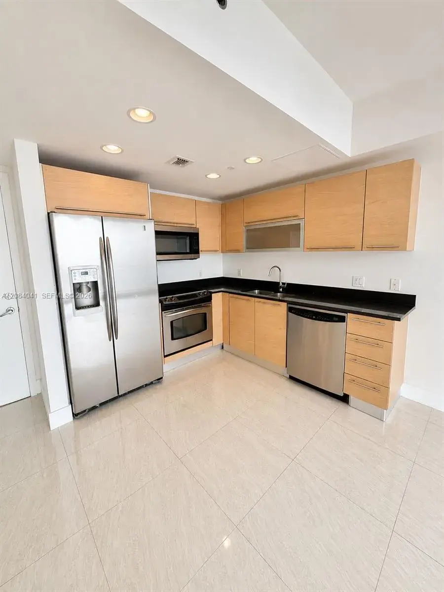 951 Brickell Ave # 1609, Miami FL 33131