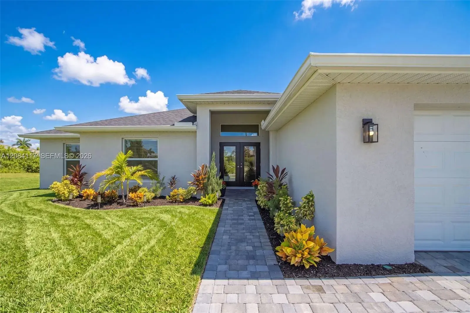 2305 NW 34 ave, Cape Coral FL 33993