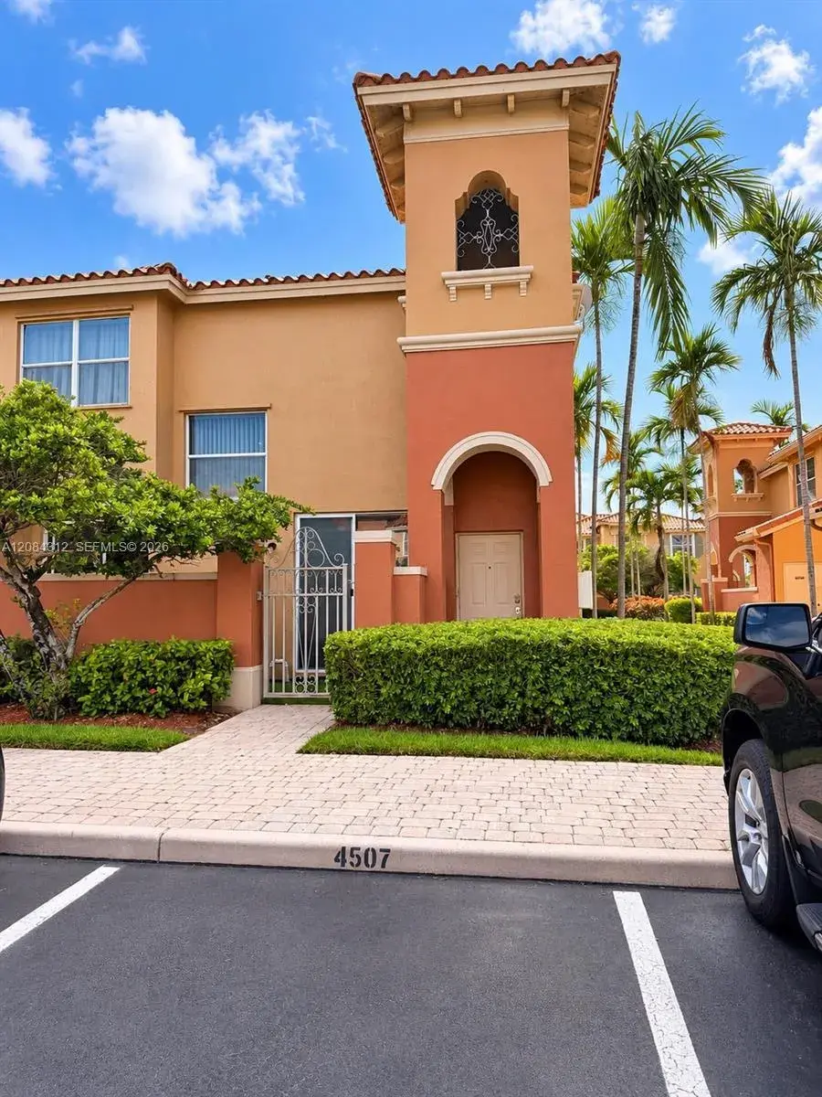 4 bedroom 2 bath Residential for sale at 2303 Clipper Pl # 4506, Dania Beach FL 33312