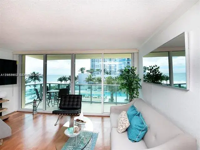 2501 S Ocean Dr # 412, Hollywood FL 33019
