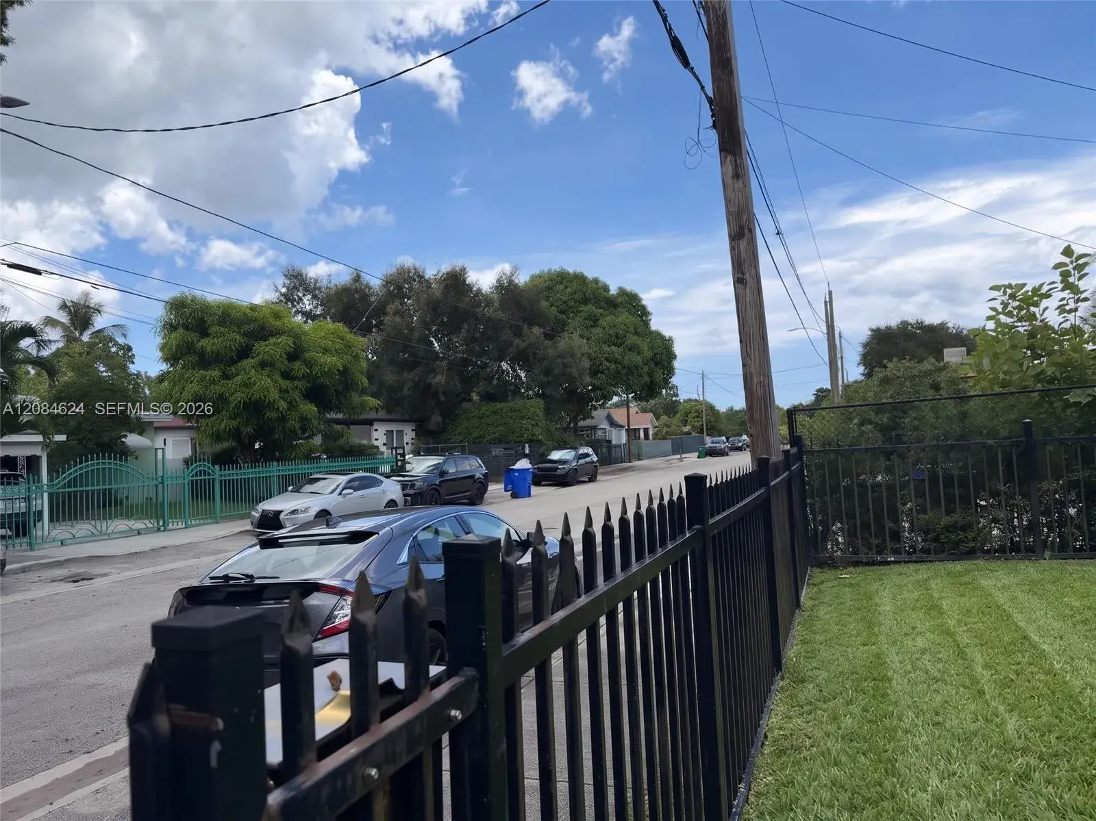 298 NW 48th St, Miami FL 33127