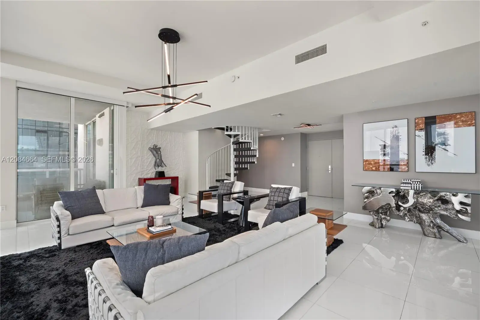 244 Biscayne Blvd, Miami FL 33132