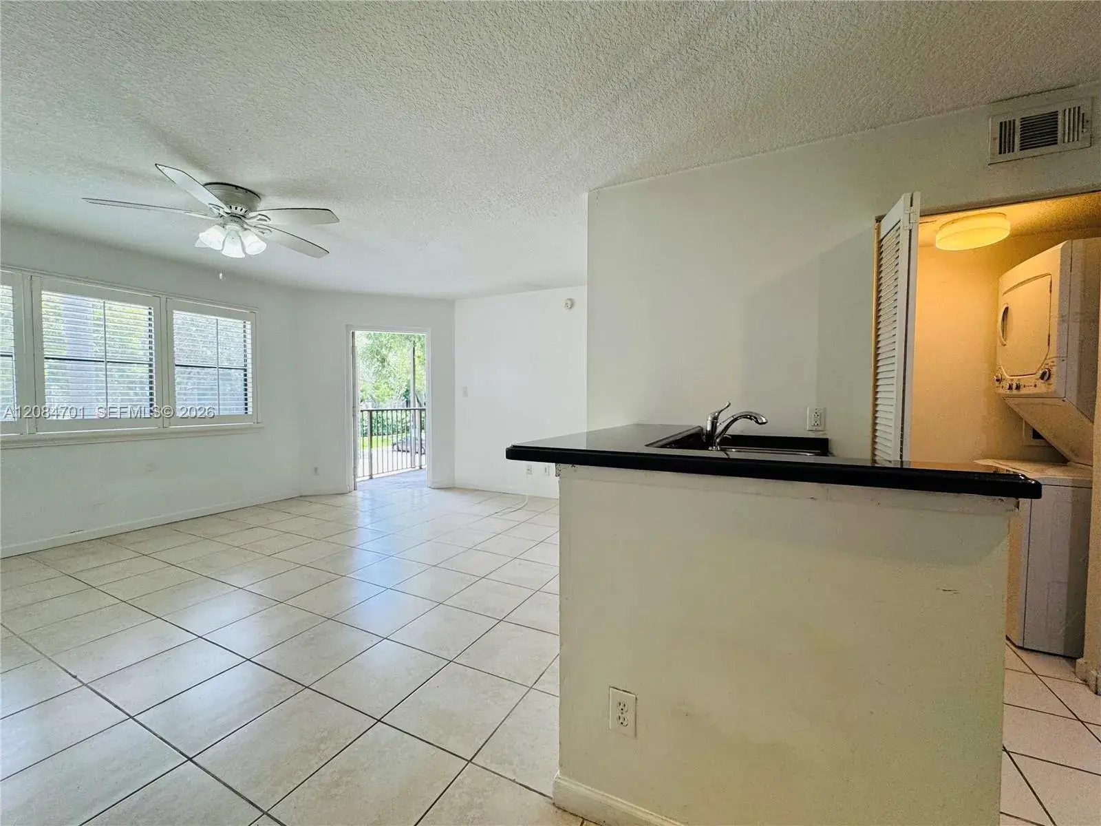 630 S Park Rd # 3, Hollywood FL 33021