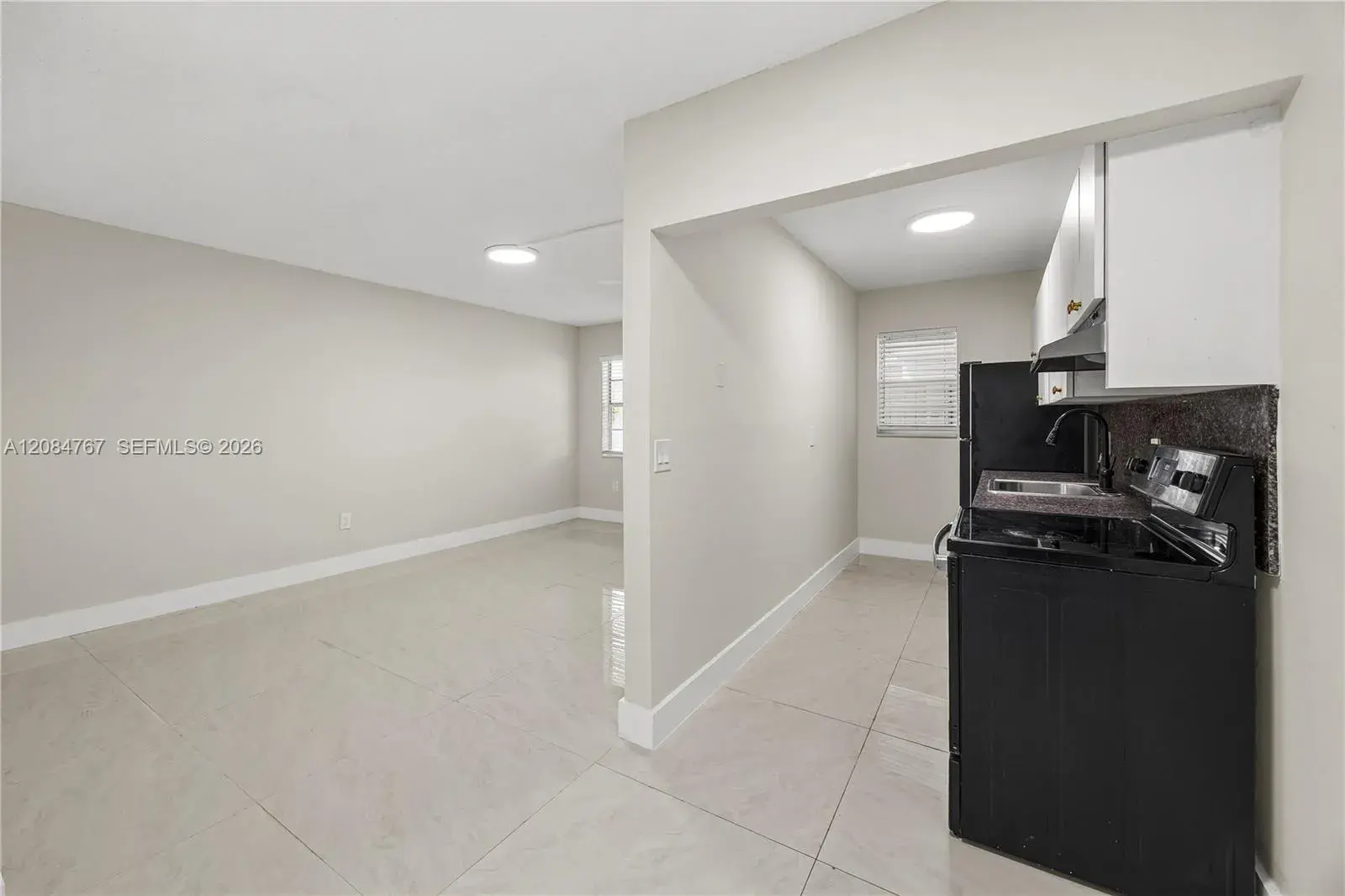 1720 Cleveland St # 111W, Hollywood FL 33020
