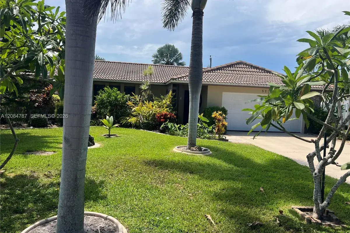 522 SE 34 TERRACE, Cape Coral FL 33904