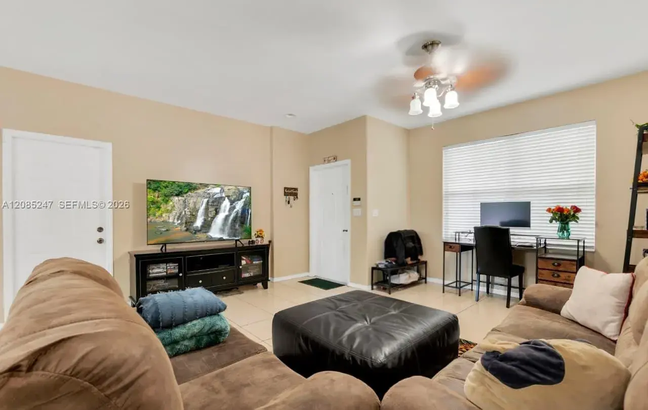 1481 SE 20th Rd, Homestead FL 33035