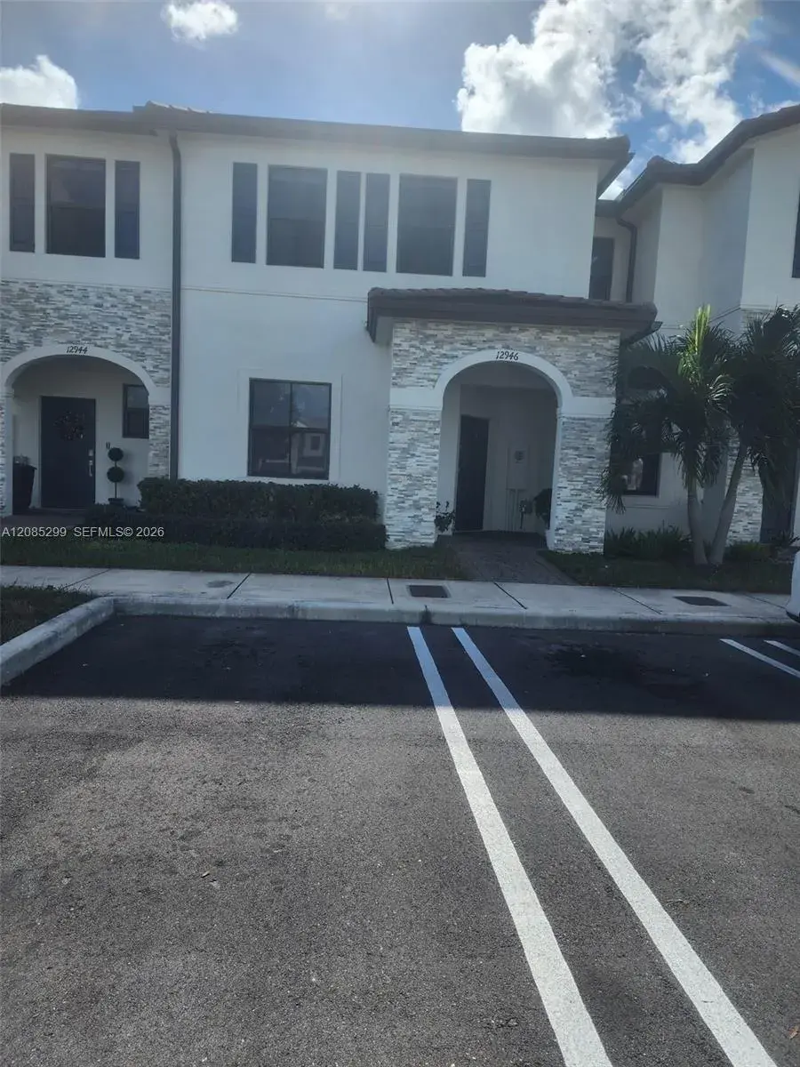 3 bedroom 2 bath Residential for sale at 12946 SW 232nd Ter # 12946, Homestead FL 33032