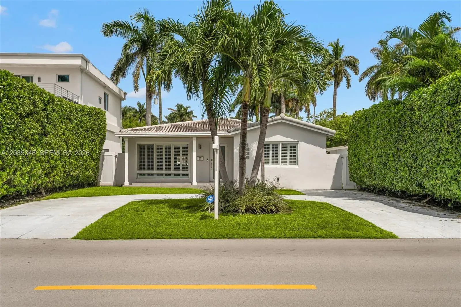 3 bedroom 2 bath Residential for sale at 1239 Washington St, Hollywood FL 33019