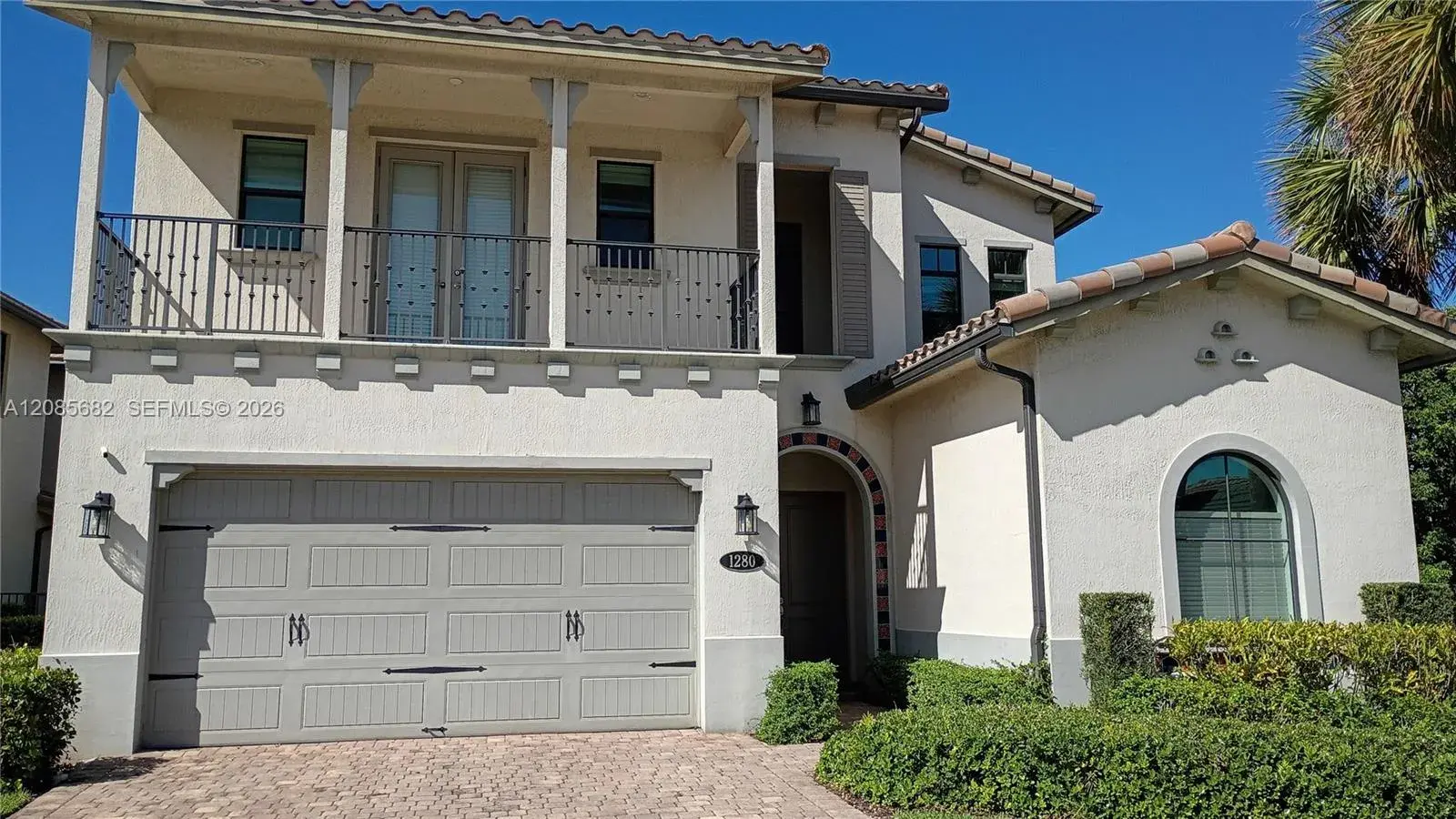 4 bedroom 4 bath Residential for sale at 1280 SW 113th Way, Pembroke Pines FL 33025