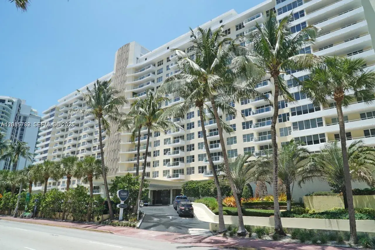 2 bedroom 2 bath Residential for sale at 5600 E Collins Ave # 5B, Miami Beach FL 33140