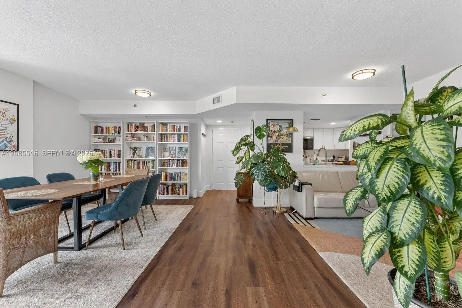 2 bedroom 2 bath Residential for sale at 1650 Coral Way # 607, Miami FL 33145
