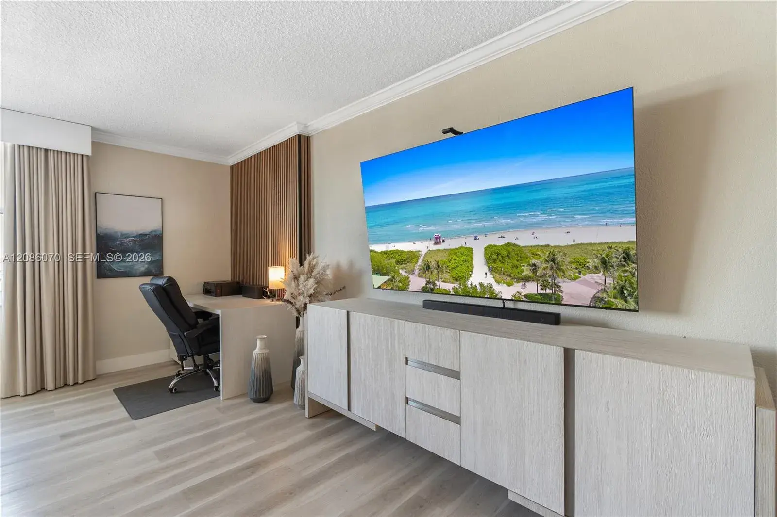 2501 S Ocean Dr, Hollywood FL 33019