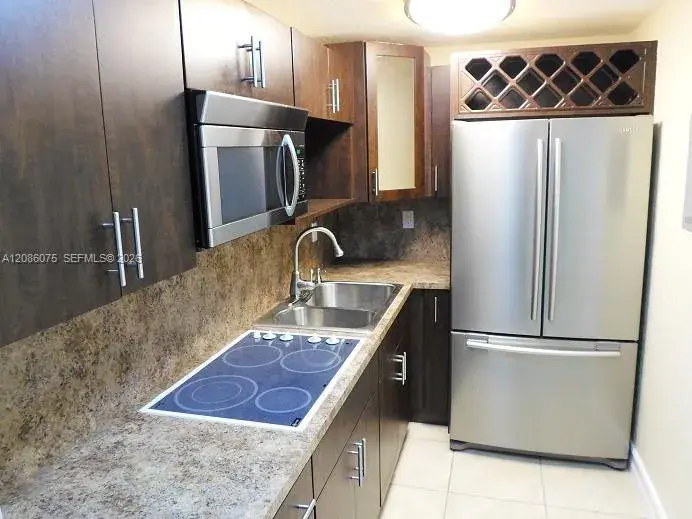 1 bath Residential for sale at 6960 Miami Gardens Dr # 530A, Hialeah FL 33015