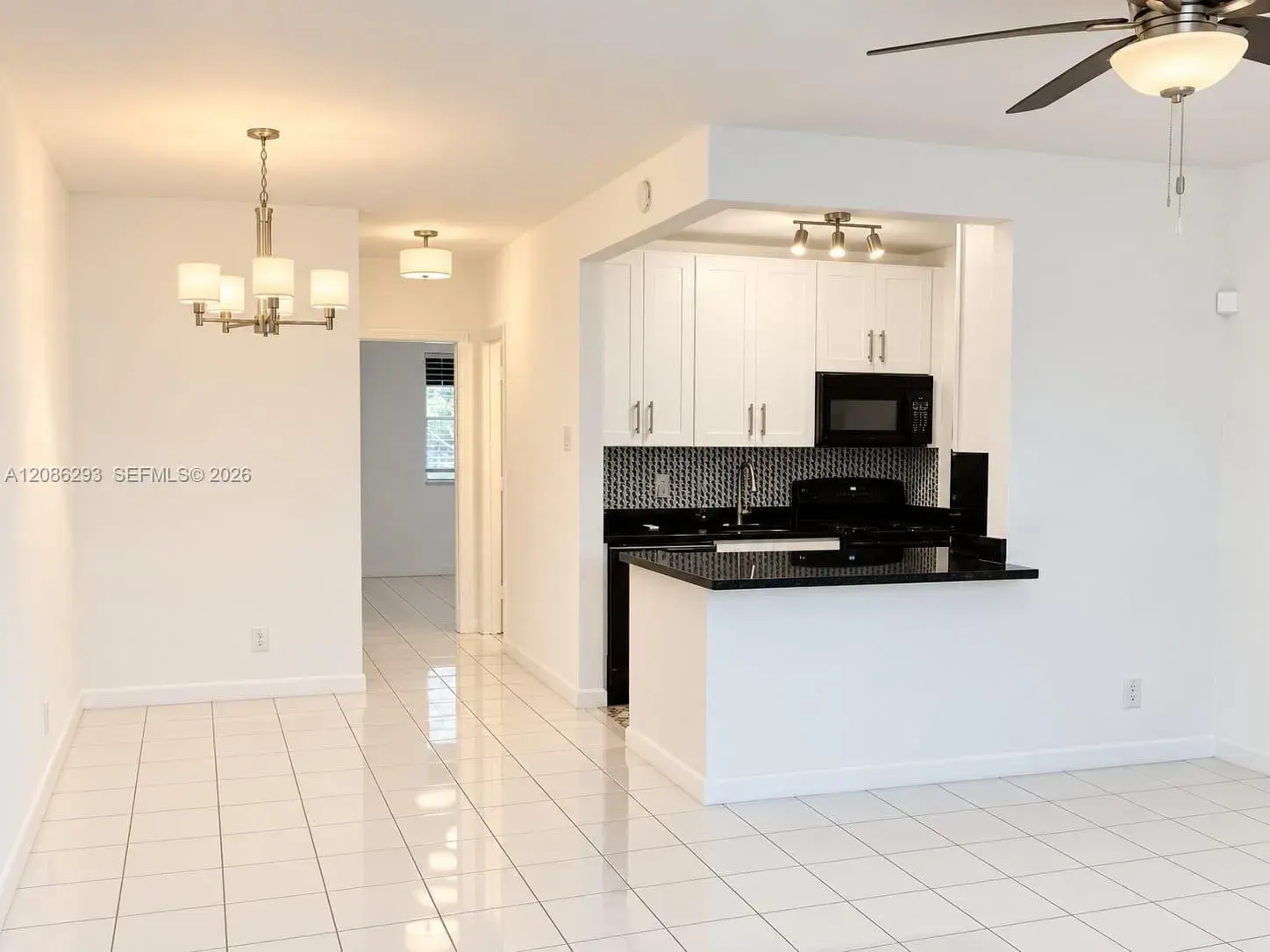 2915 Plunkett St # 11D, Hollywood FL 33020