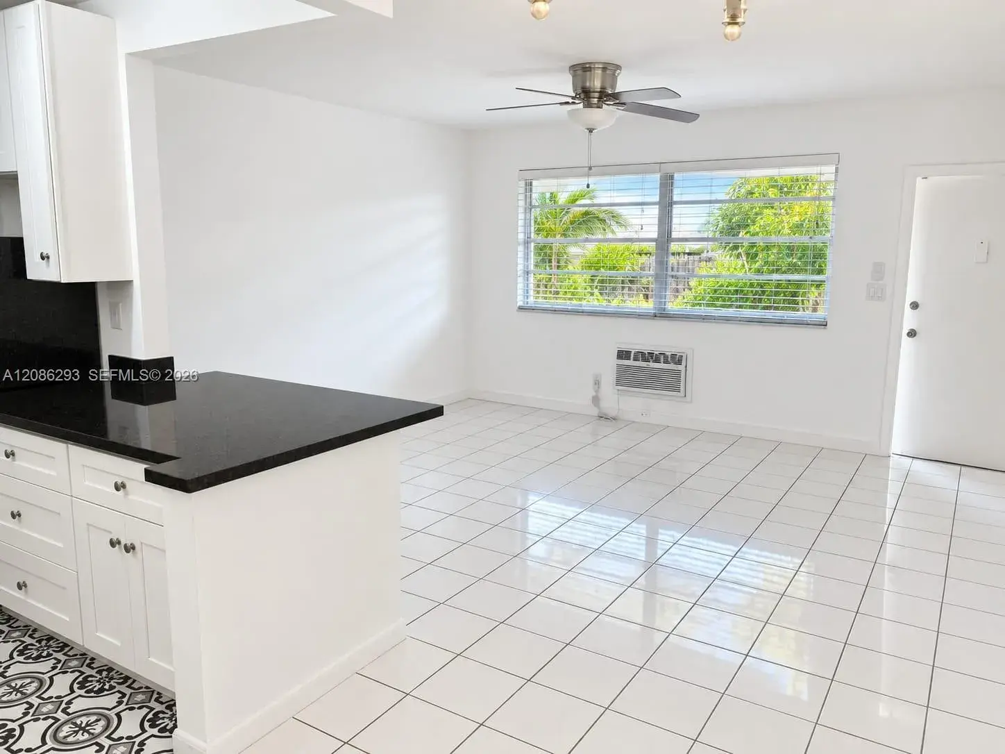 2915 Plunkett St # 11D, Hollywood FL 33020
