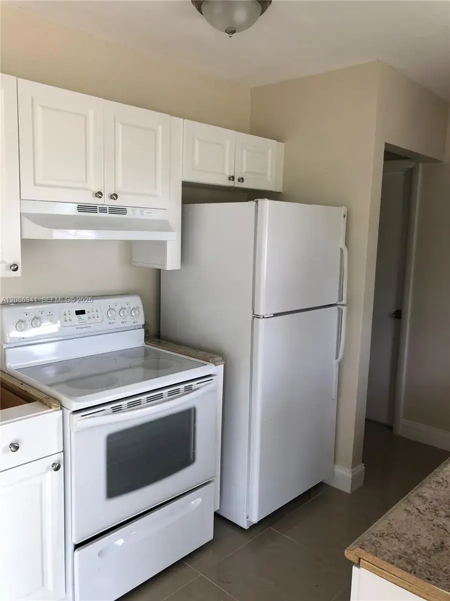 2417 Polk St # 2, Hollywood FL 33020