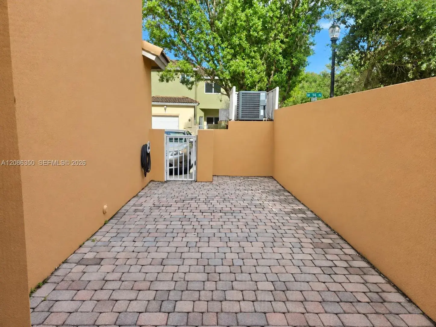 2356 SE 16th Pl, Homestead FL 33035
