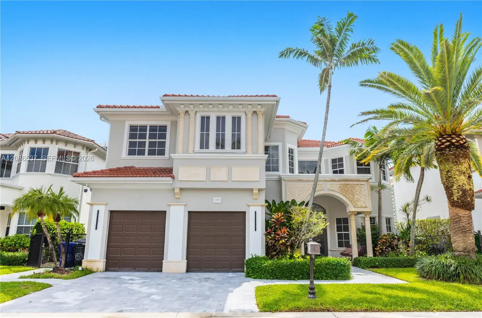 5 bedroom 4 bath Residential Lease for rent at 1535 Windjammer Way, Hollywood FL 33019