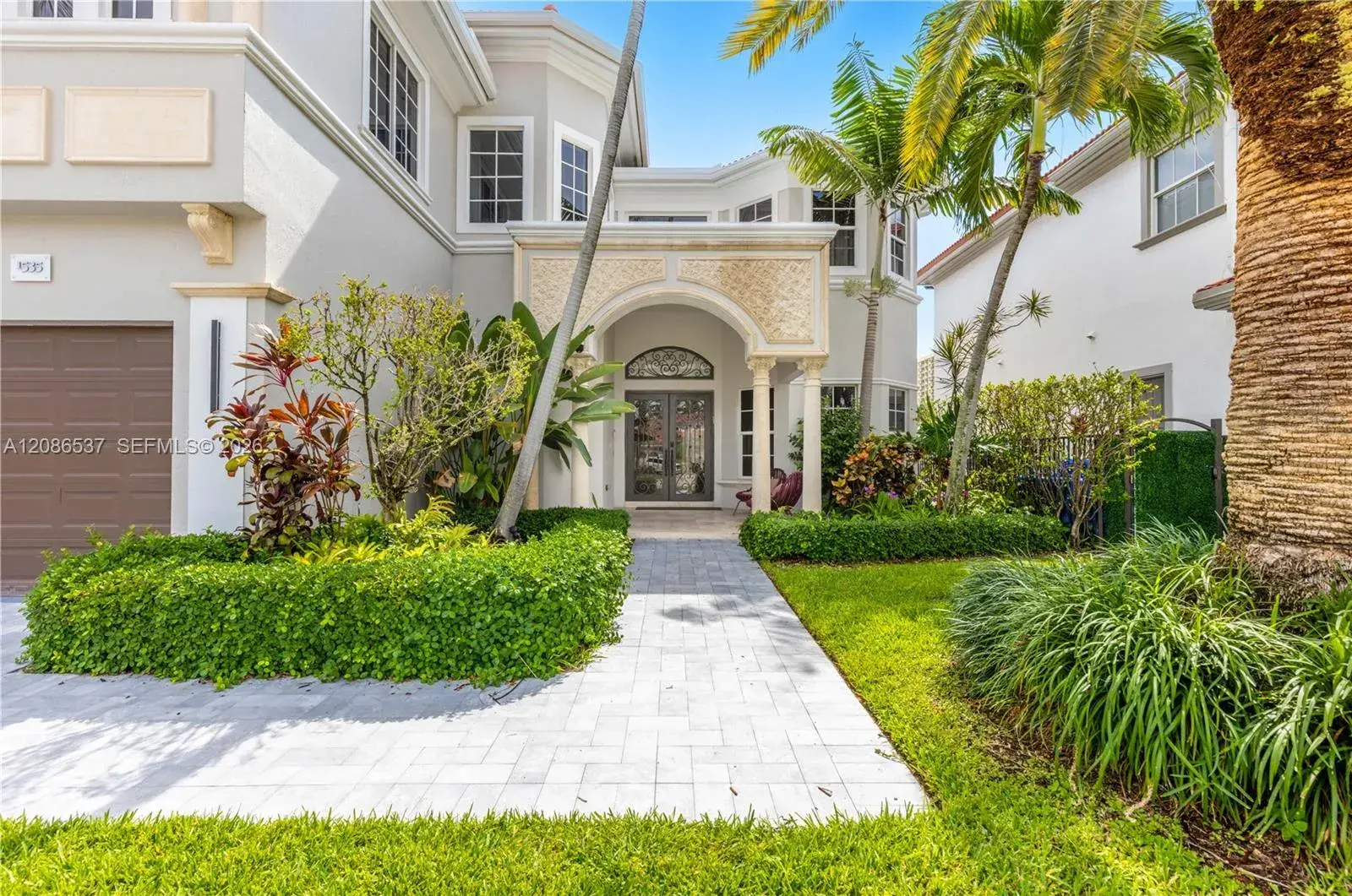 1535 Windjammer Way, Hollywood FL 33019