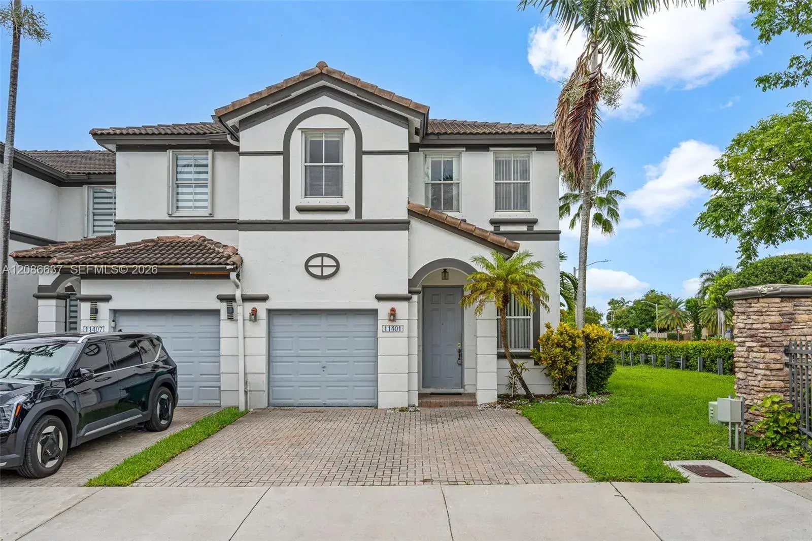 4 bedroom 2 bath Residential for sale at 11401 NW 76th Ter, Doral FL 33178