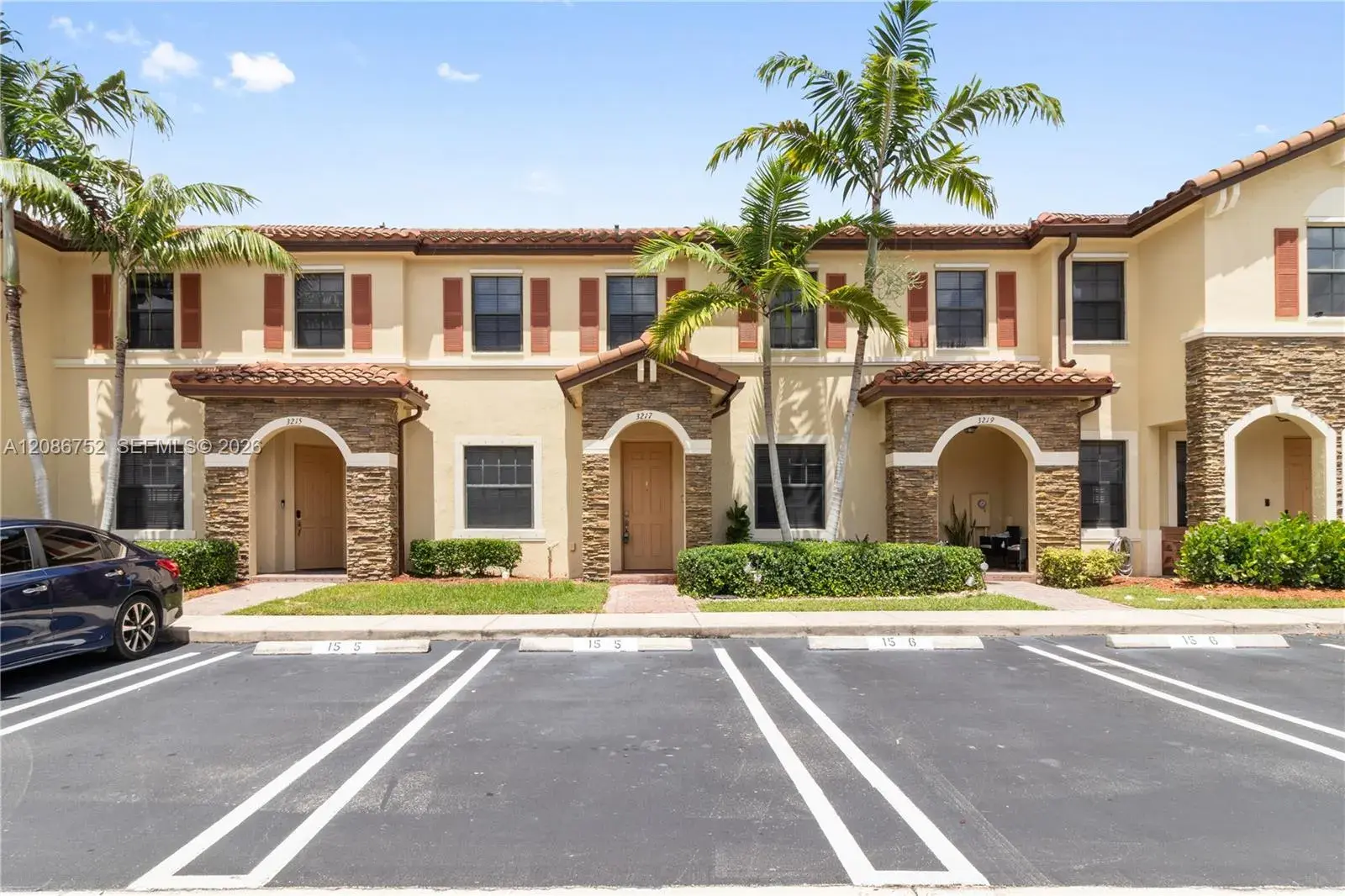 3217 SE 4th St # 3217, Homestead FL 33033