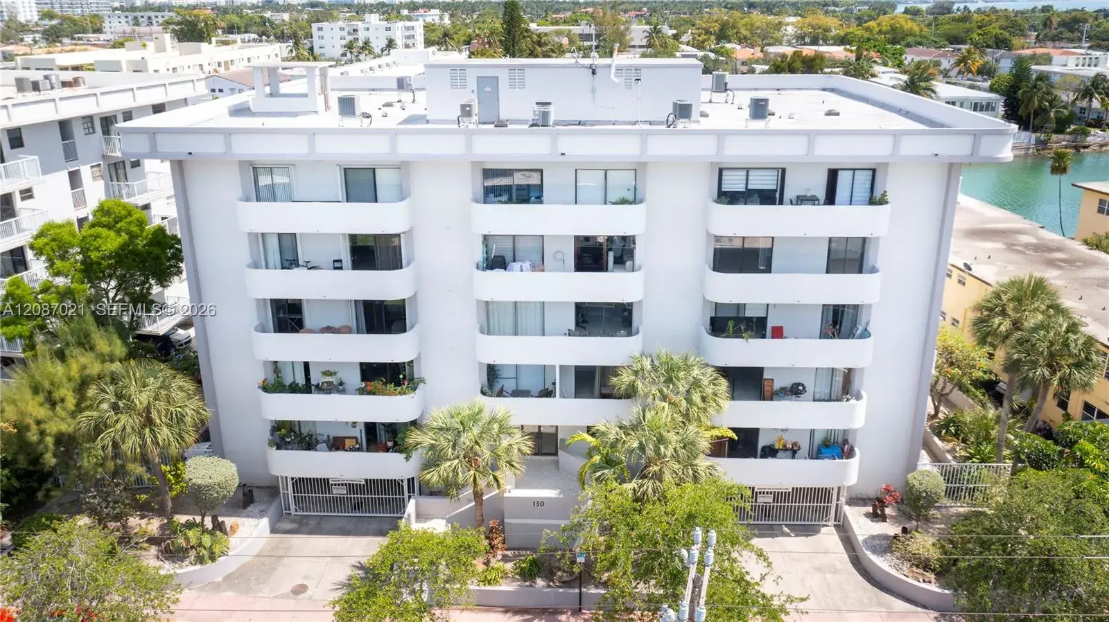 2 bedroom 2 bath Residential for sale at 130 S Shore Dr # 2F, Miami Beach FL 33141