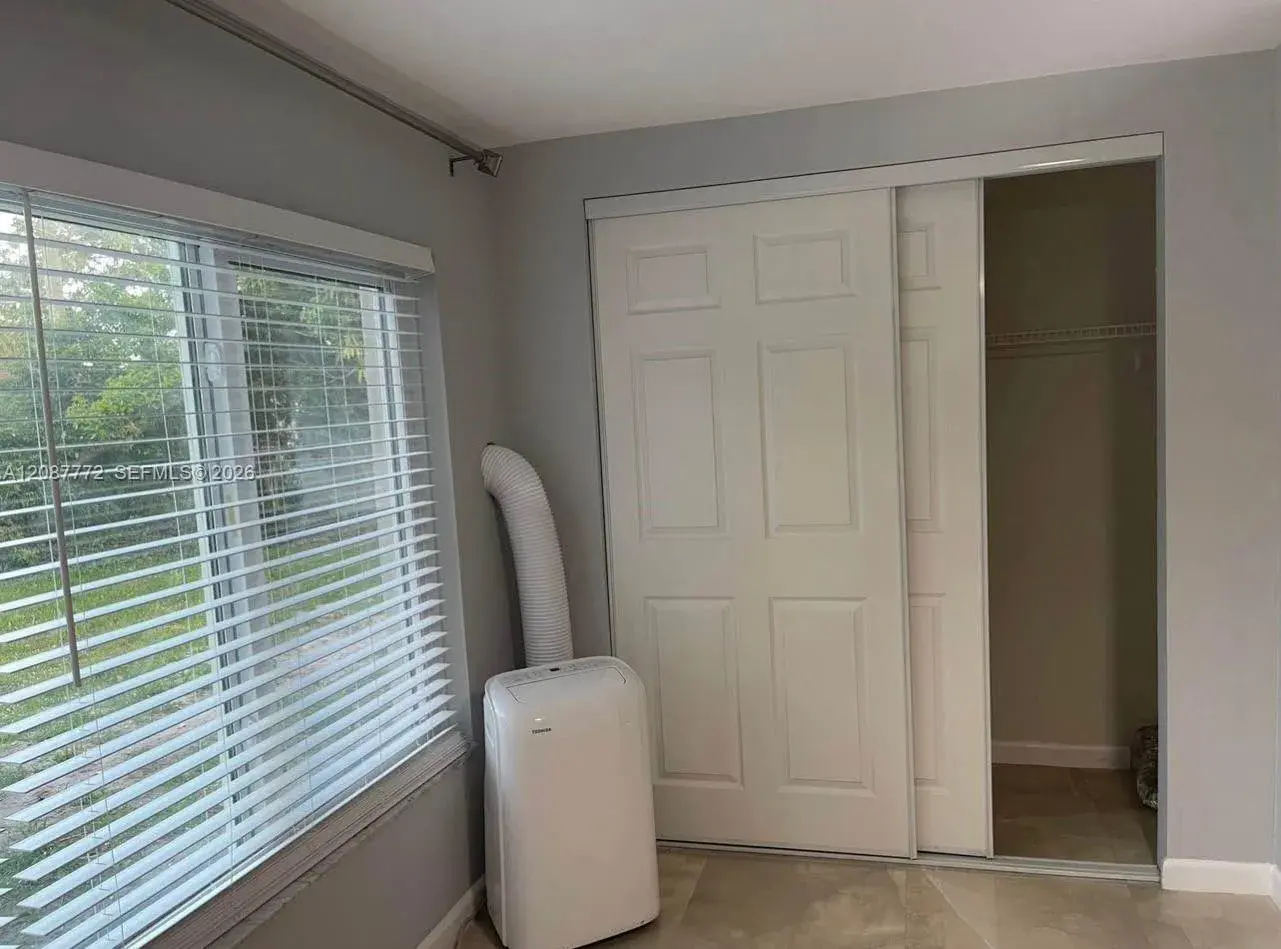 340 SW 31st Ave # 1, Fort Lauderdale FL 33312