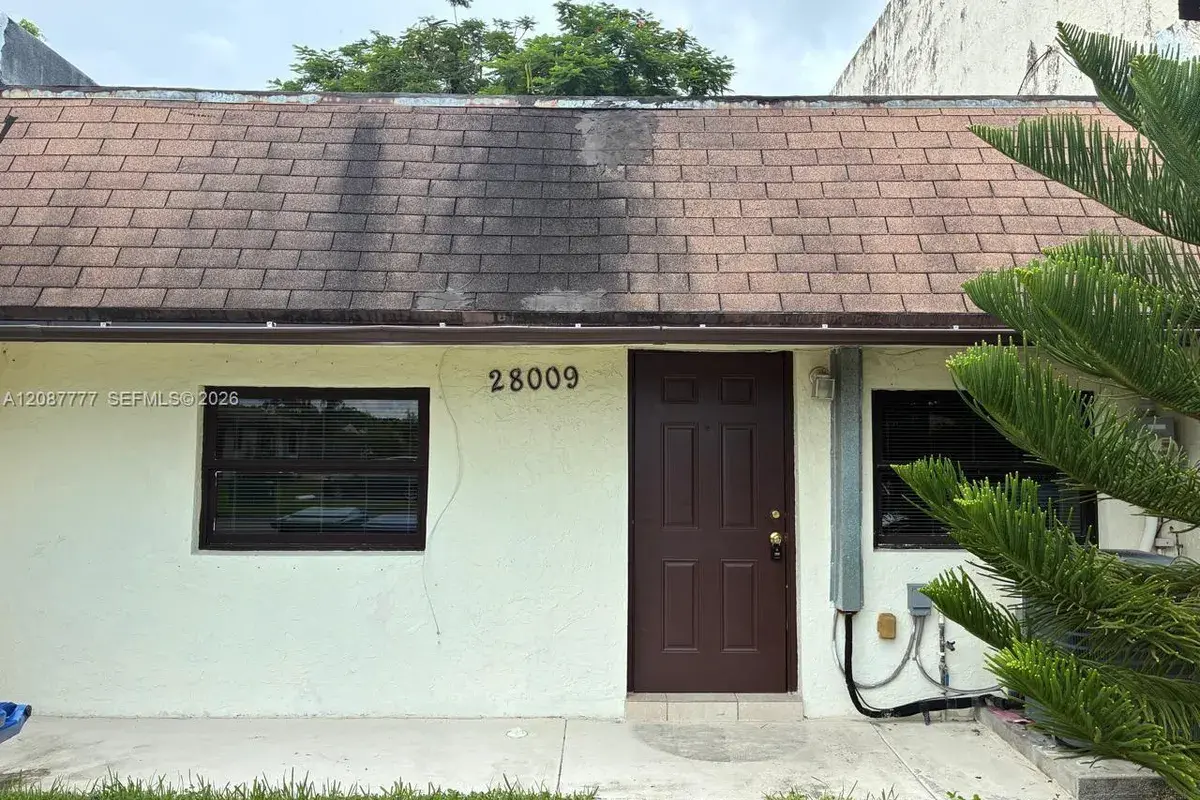 28009 SW 143rd Ct, Homestead FL 33033
