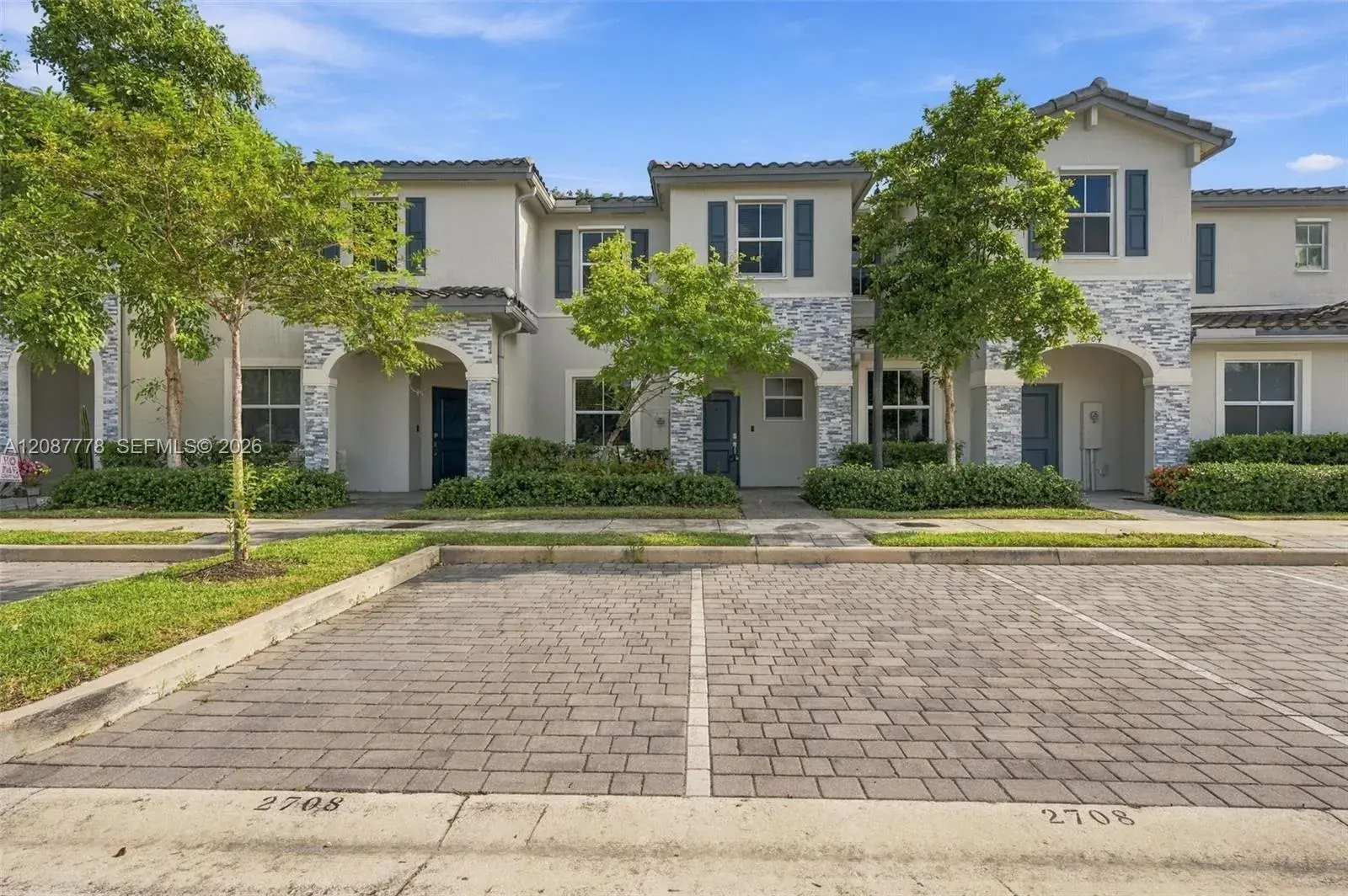 3 bedroom 2 bath Residential for sale at 2708 SE 15th Ct, Homestead FL 33035