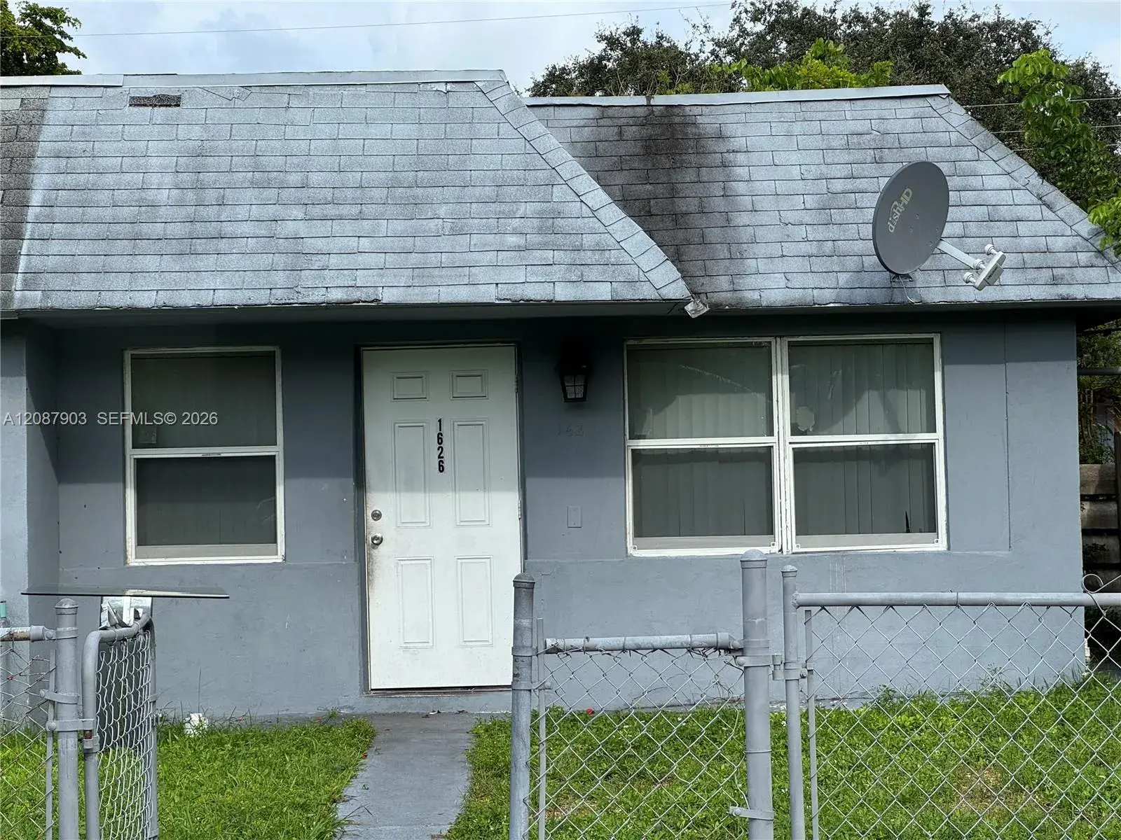 3 bedroom 1 bath Residential Lease for rent at 1626 NW 8th Ave # B, Fort Lauderdale FL 33311