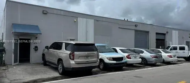 Commercial Sale for sale at 1024 E 24th St, Hialeah FL 33013