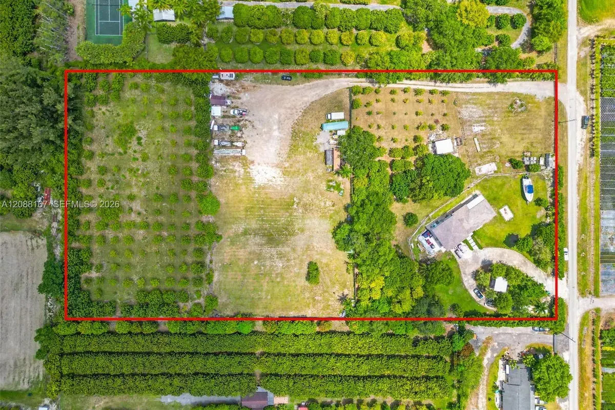 19050 SW 144th Ave, Miami FL 33177