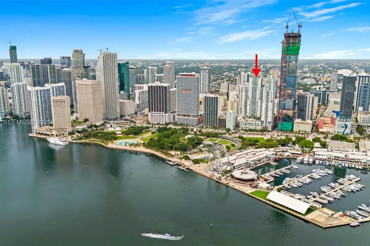 253 NE 2nd St # 2501, Miami FL 33132