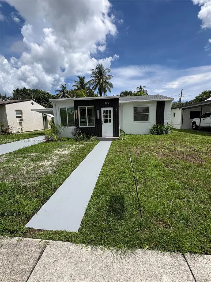 3 bedroom 2 bath Residential Lease for rent at 825 S 28th Ave, Hollywood FL 33020