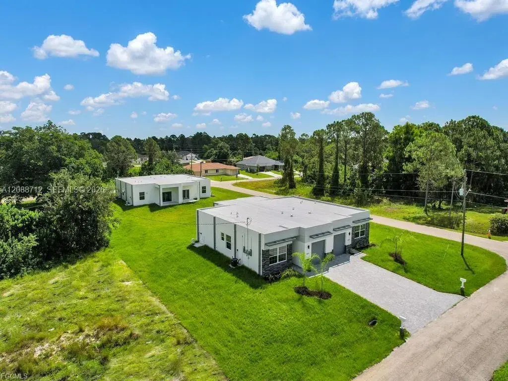 5012-5014 25th ST SW, Lehigh Acres FL 33973