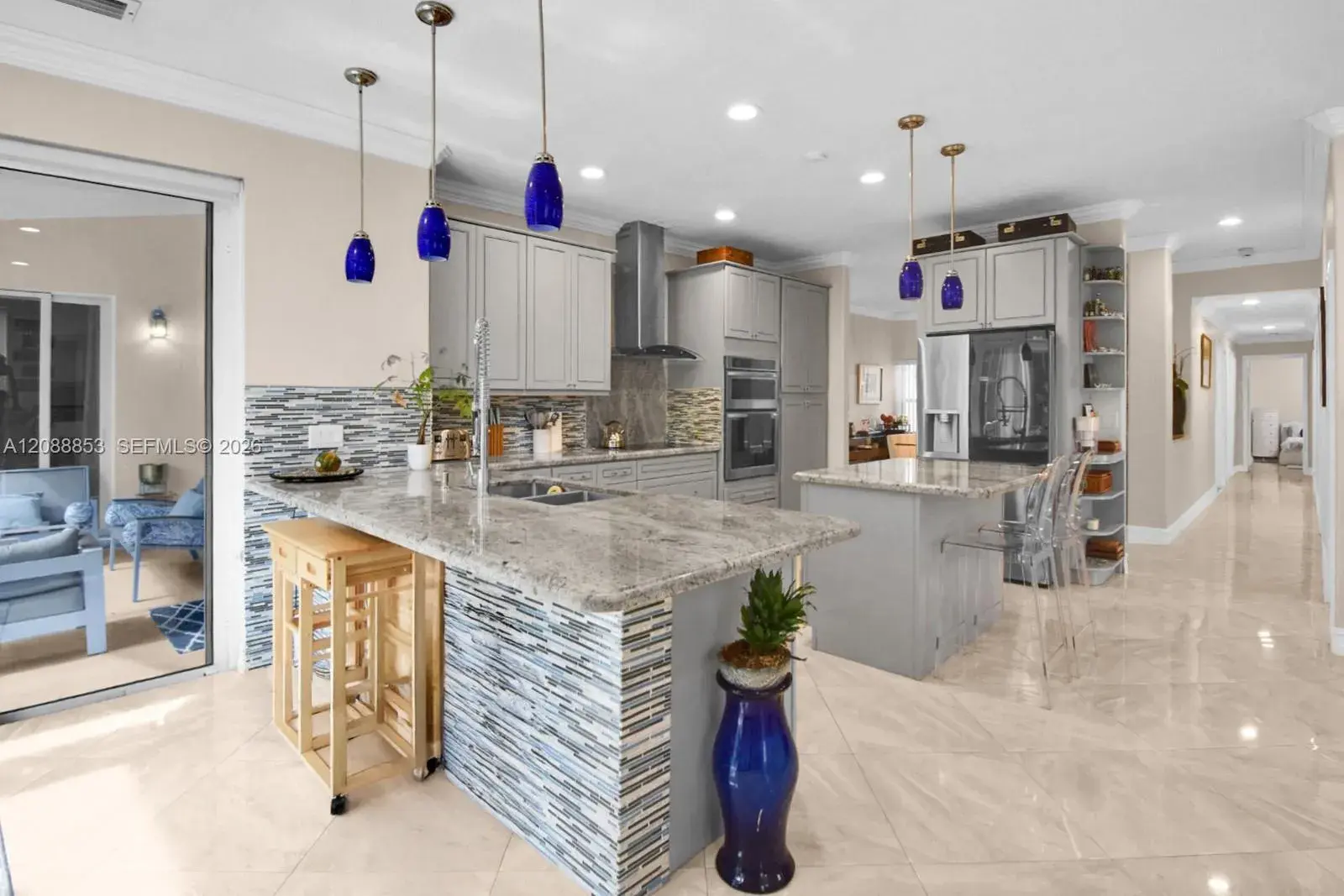 523 Stonemont Dr, Weston FL 33326