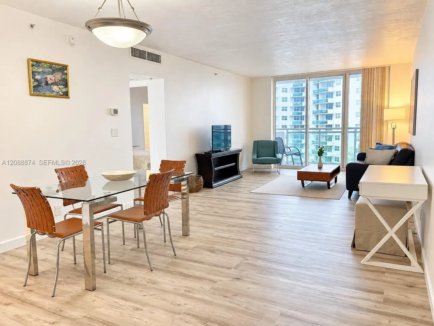 1 bedroom 1 bath Residential Lease for rent at 3000 S Ocean Dr # 1006, Hollywood FL 33019