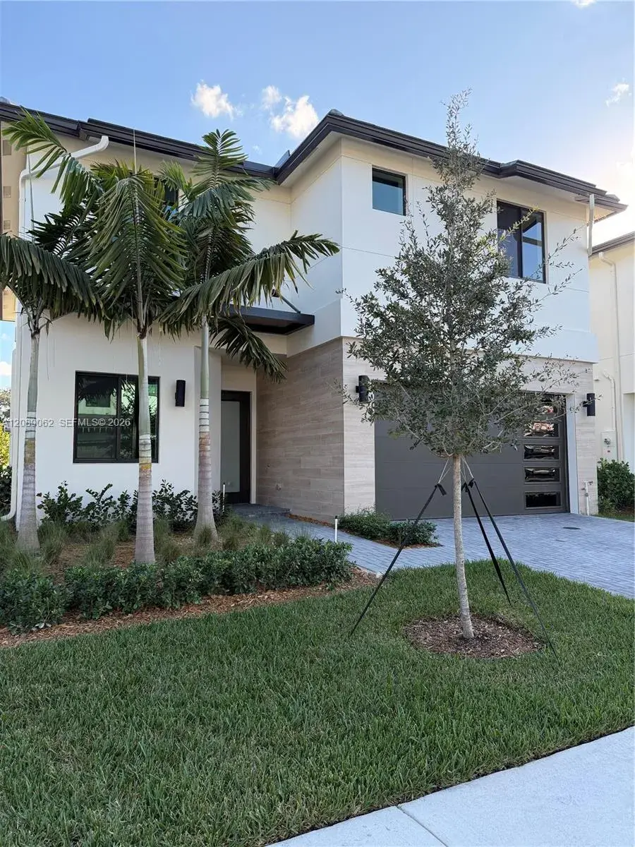 4 bedroom 3 bath Residential for sale at 1438 SW 23rd St, Fort Lauderdale FL 33315