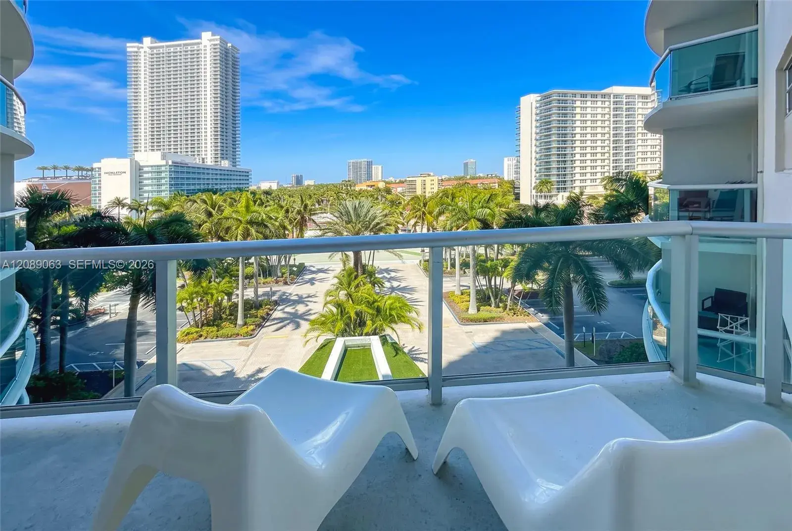 1 bedroom 1 bath Residential for sale at 3901 S Ocean Dr # 6S, Hollywood FL 33019