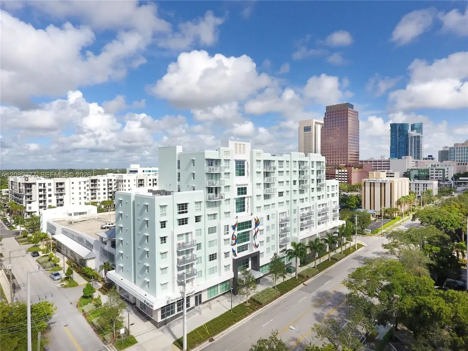 2 bedroom 2 bath Residential Lease for rent at 805 SE 3rd Ave # 112, Fort Lauderdale FL 33316