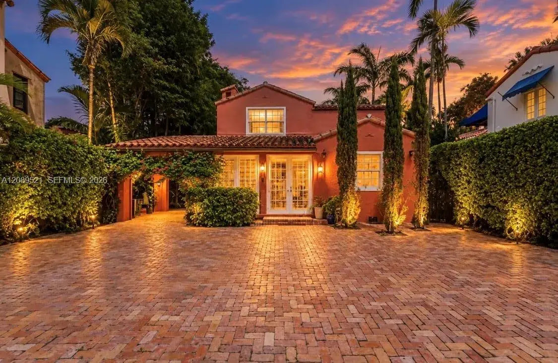 4 bedroom 3 bath Residential for sale at 629 Altara Ave, Coral Gables FL 33146