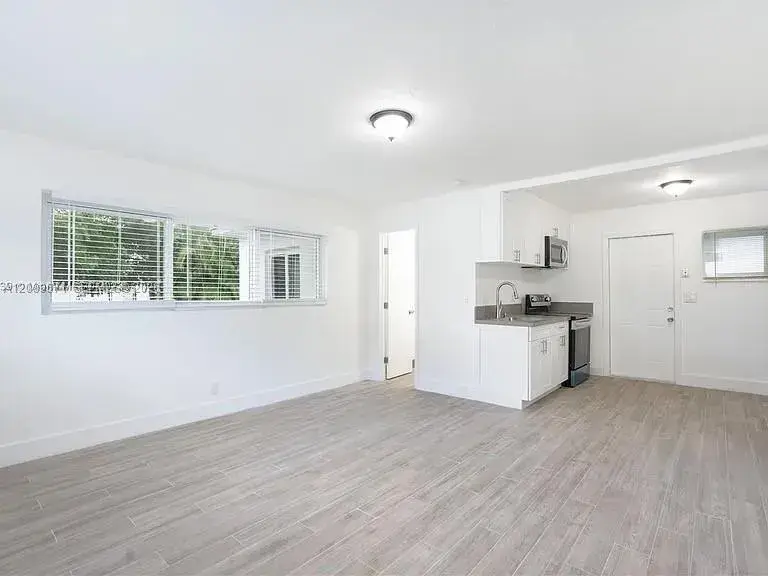 1818 Sherman St # 2, Hollywood FL 33020