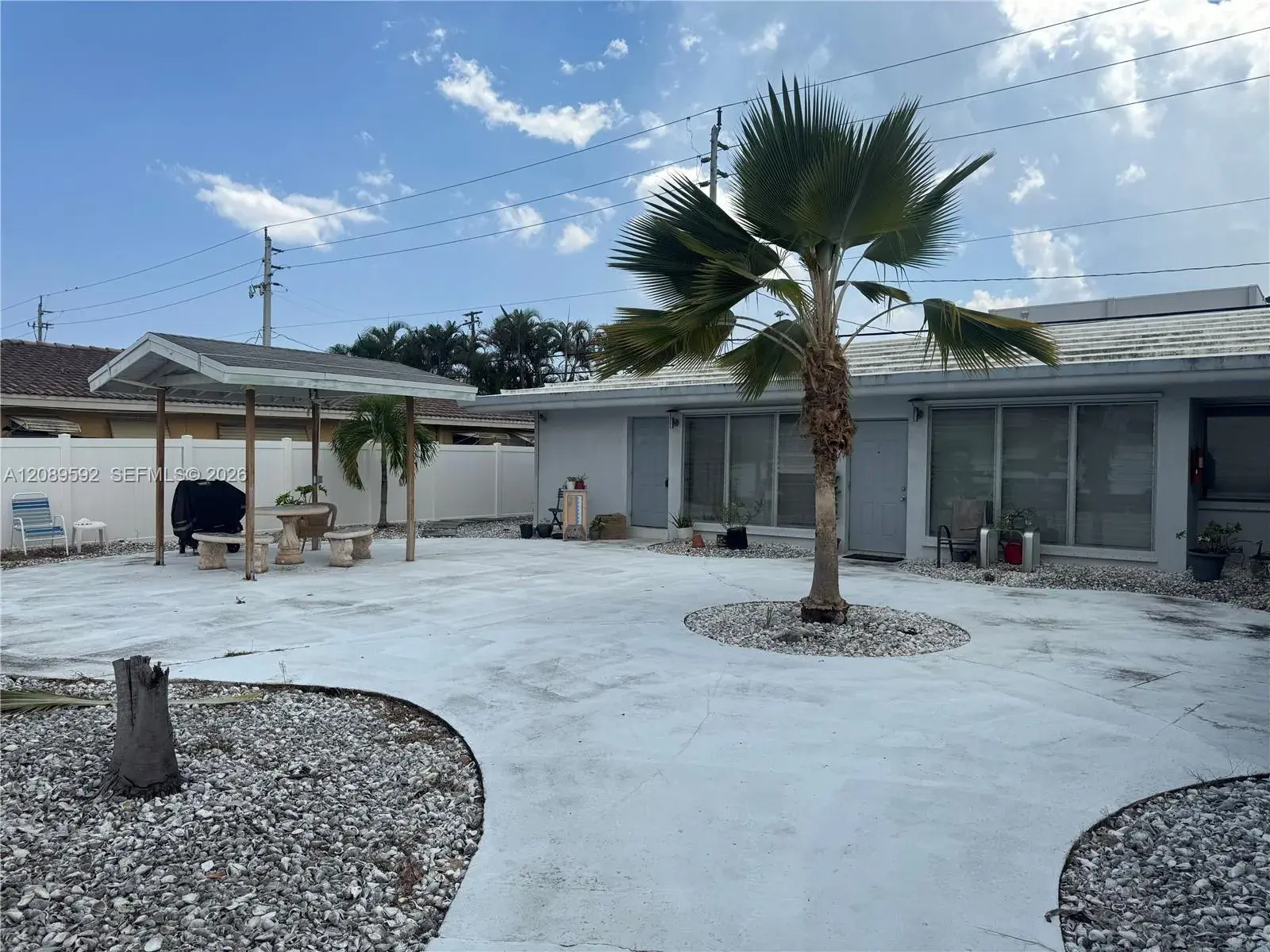 1 bedroom 1 bath Residential Lease for rent at 2716 NE 32nd St # 5, Fort Lauderdale FL 33306