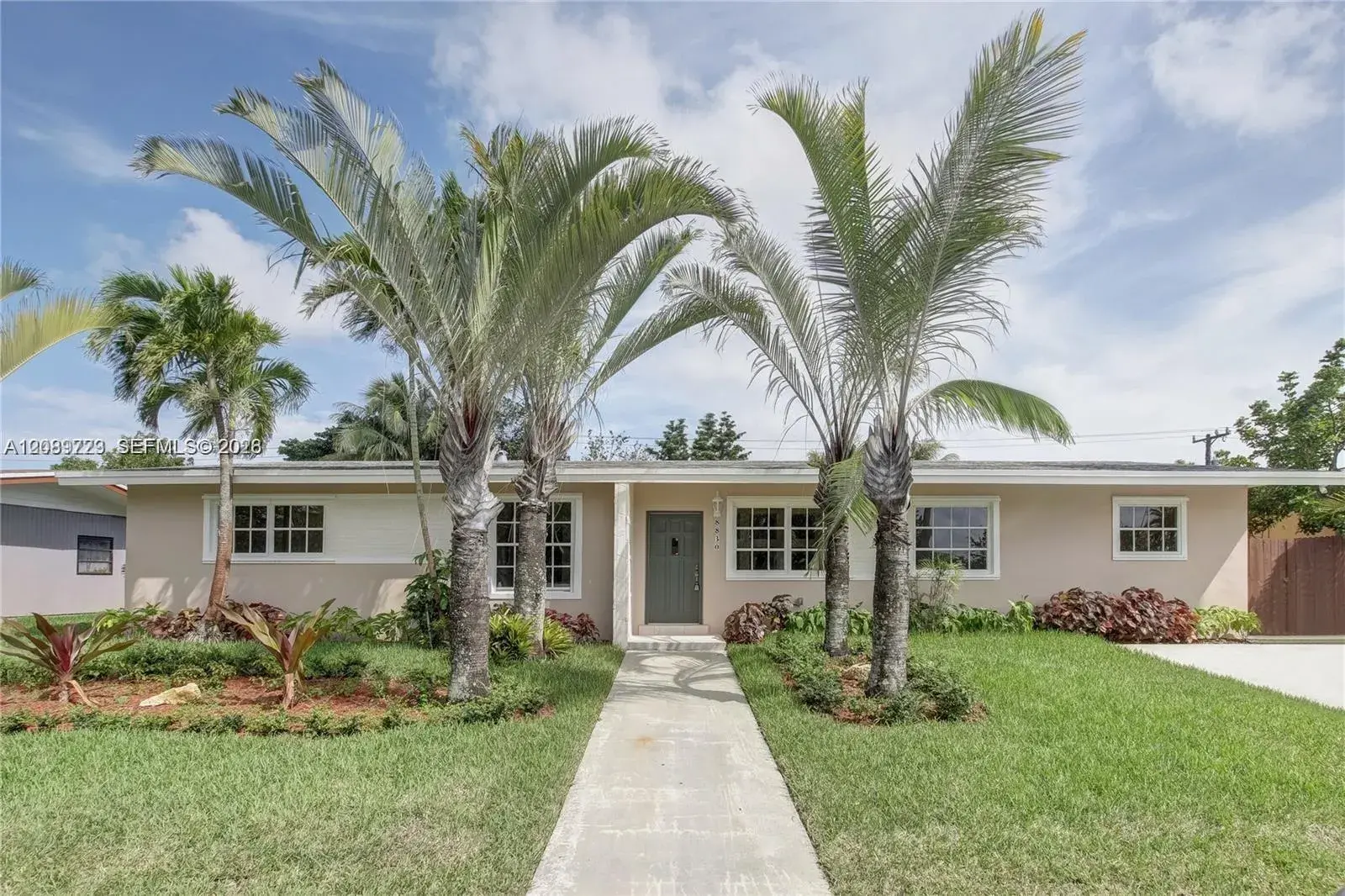 5 bedroom 3 bath Residential for sale at 8830 Caribbean Blvd, Cutler Bay FL 33157