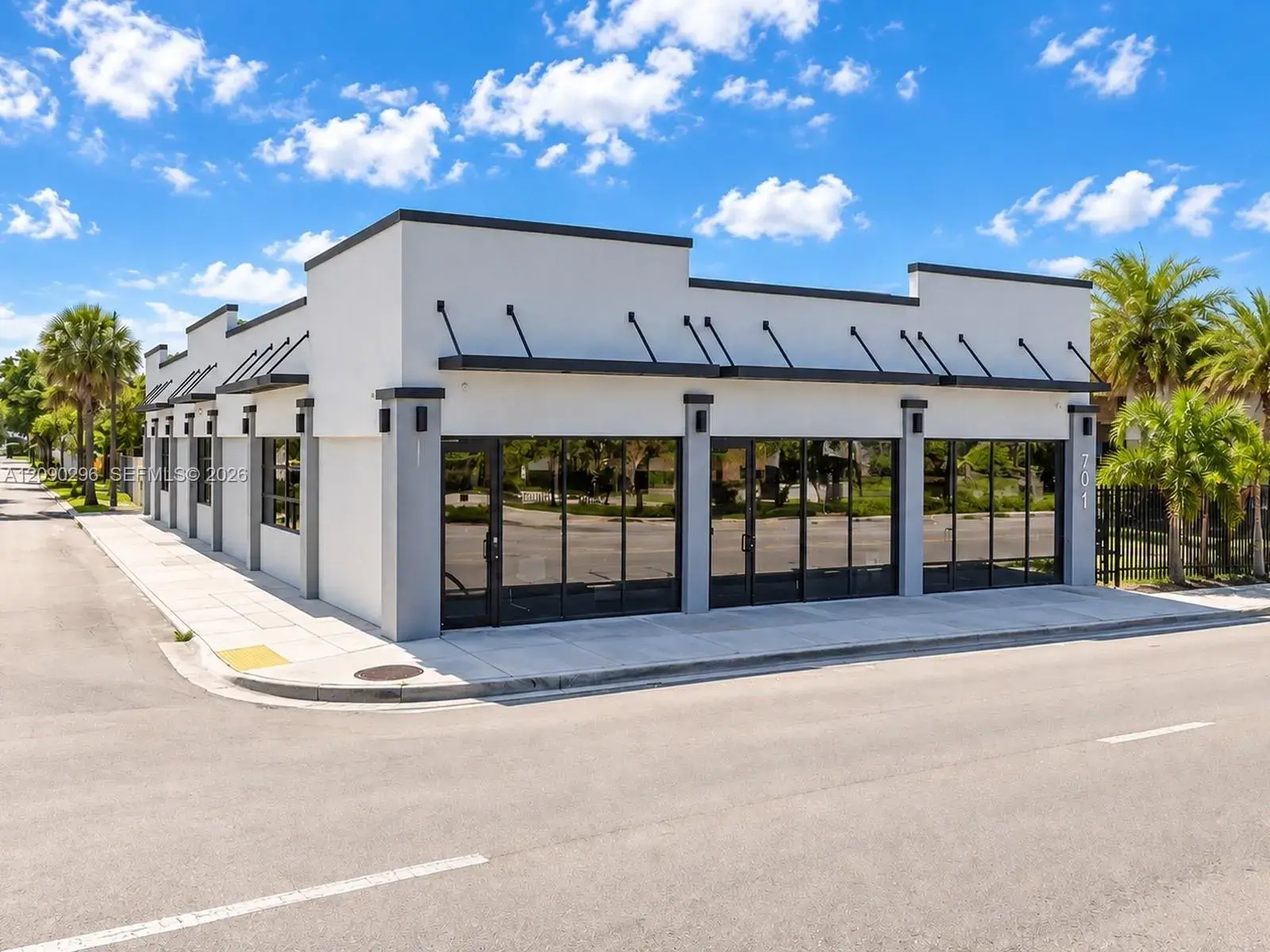 Commercial Sale for sale at 701 N Andrews Ave, Fort Lauderdale FL 33311
