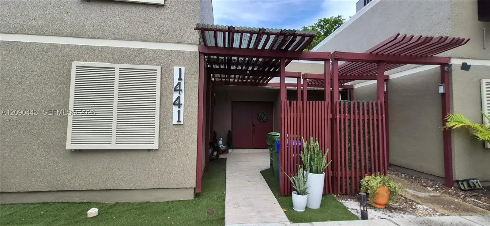 3 bedroom 2 bath Residential for sale at 1441 W Fairway Rd, Pembroke Pines FL 33026