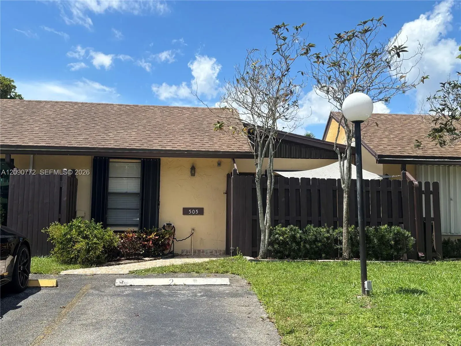 2 bedroom 2 bath Residential Lease for rent at 505 Briarwood Cir # 59, Hollywood FL 33024