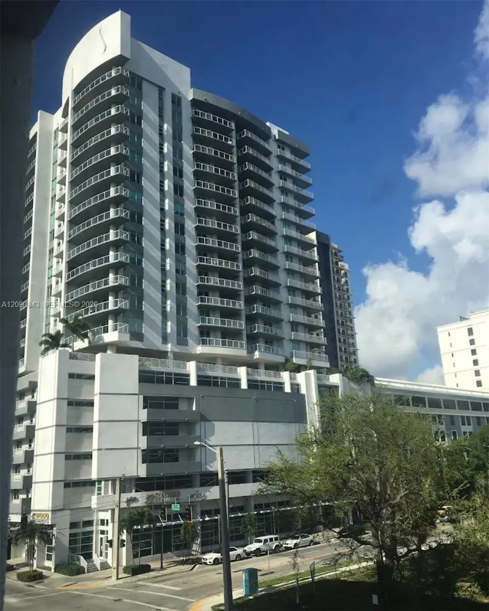 1 bedroom 1 bath Residential Lease for rent at 315 NE 3rd Ave # 1109, Fort Lauderdale FL 33301