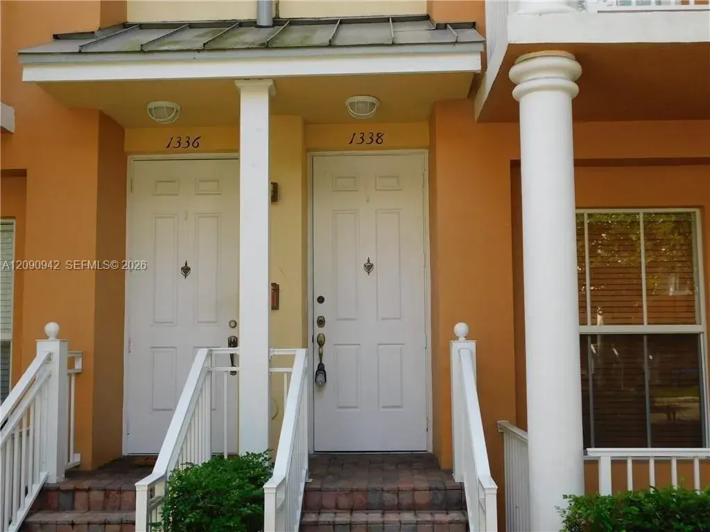 2 bedroom 2 bath Residential Lease for rent at 1338 SW 3rd Ct # 1338, Fort Lauderdale FL 33312